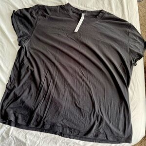lululemon athletica Black Short Sleeve Tee